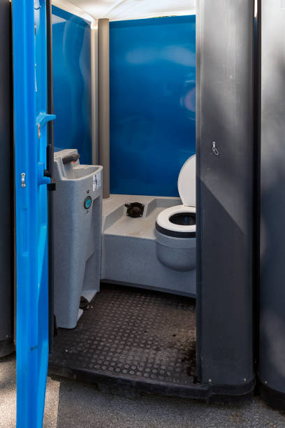 Porta potty delivery and setup in Denham Springs, LA